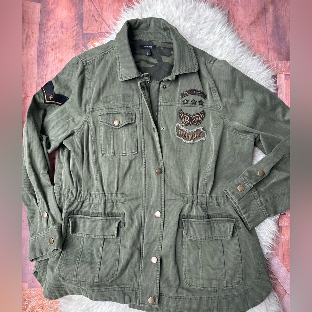 Torrid Olive Green Twill Military Embellished Jacket Size 1 - Picture 2 of 5
